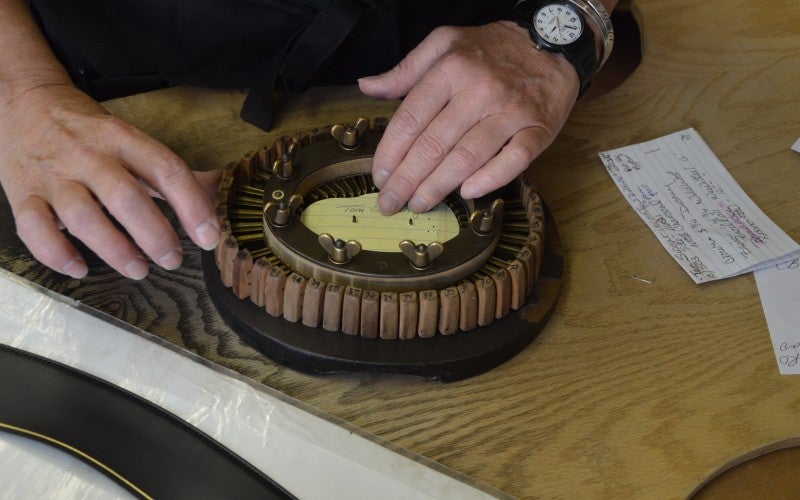A tool for measuring hats